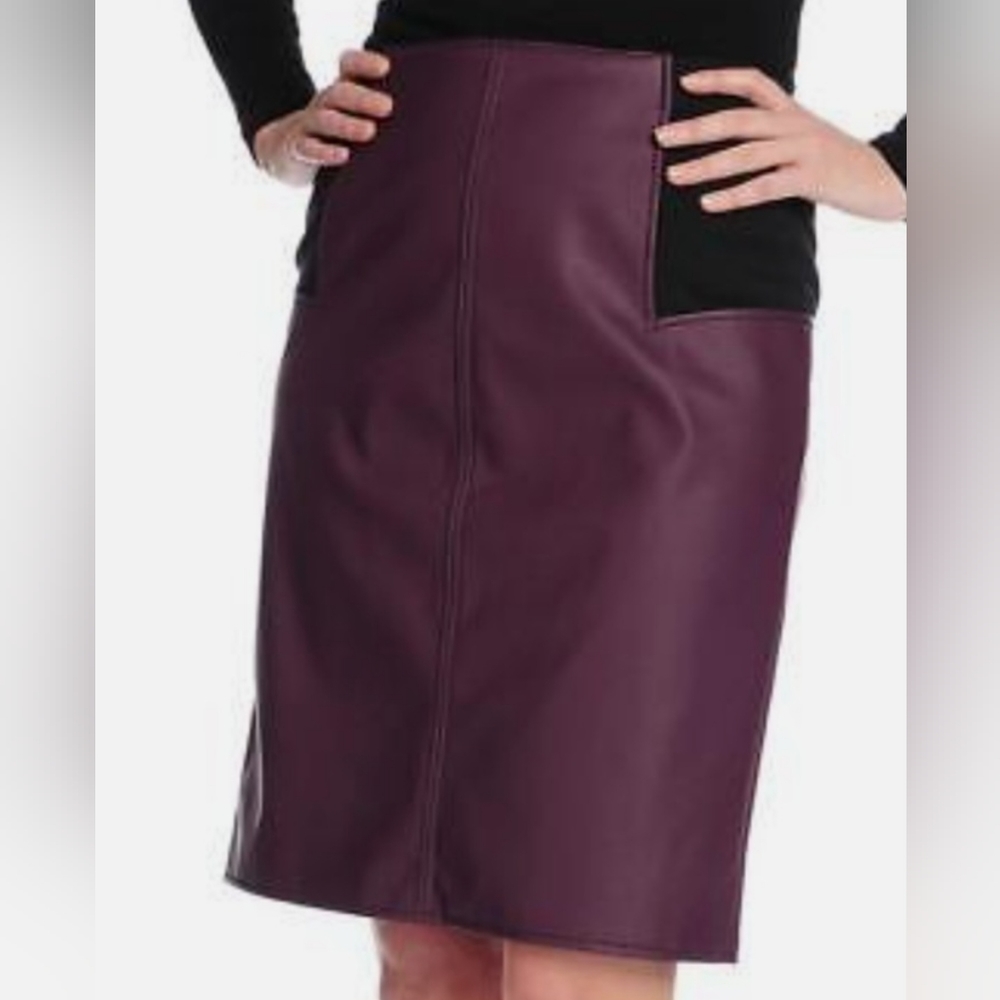 New Pamela McCoy Faux Leather Knee-Length Skirt with Knit Side Panels Back Zip